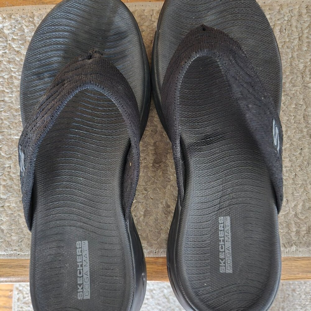 Summer is here-Feel like walking on air Sketchers